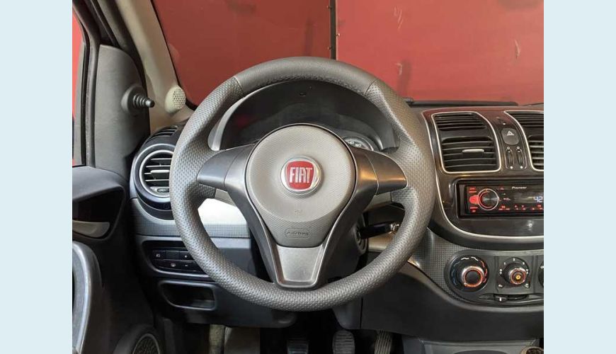 FIAT GRAND SIENA EVO ATTRACTIVE 1.4 8V FLEX - PRETO - 2015 Foto 10 (Grande)