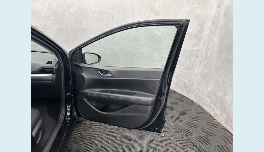 HYUNDAI HB 20 LIMITED 1.0 FLEX - PRETO - 2023 Foto 10 (Grande)