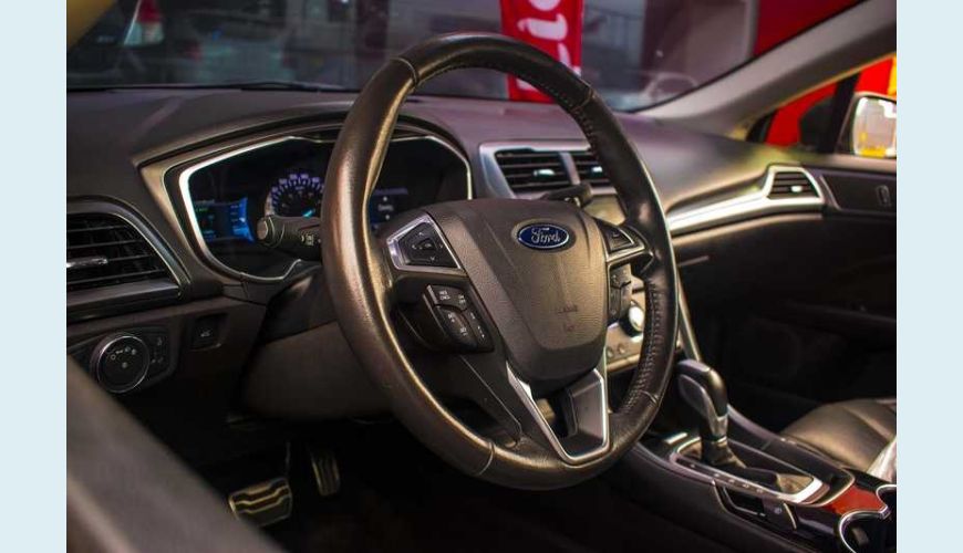 FORD FUSION 2.0 ECOBOOST TITANIUM AWD AUT. - PRETO - 2016 Foto 10 (Grande)