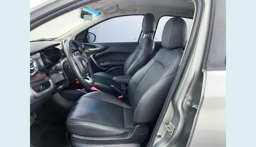 FIAT CRONOS 1.8 PRECISION E.TORQ AT6 FLEX - CINZA - 2019 Foto 10 (Grande)