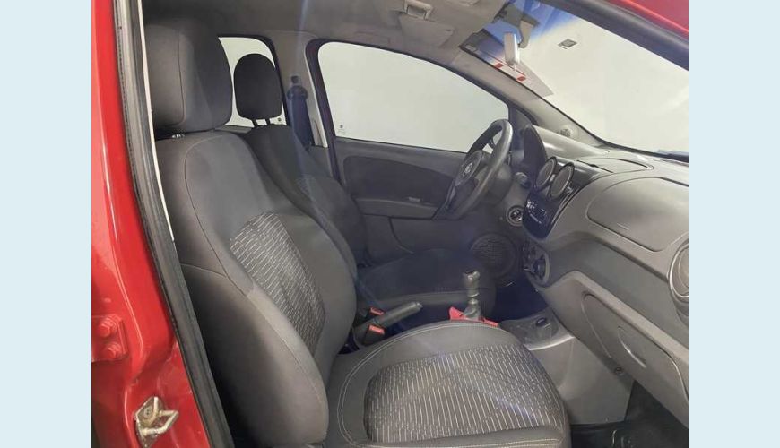 FIAT PALIO ATTRACTIVE 1.0 8V FLEX - VERMELHO - 2013 Foto 10 (Grande)