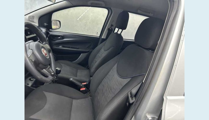 FIAT UNO ATTRACTIVE 1.0 8V FLEX 4P - PRATA - 2020 Foto 10 (Grande)
