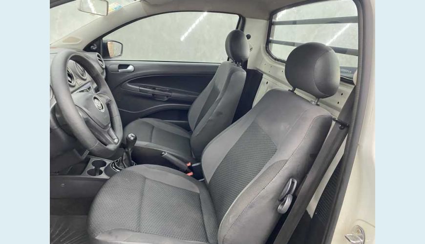 VOLKSWAGEN SAVEIRO ROBUST 1.6 MSI CS FLEX - BRANCO - 2018 Foto 10 (Grande)
