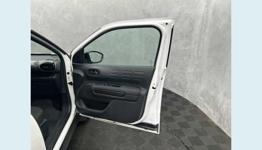 CITROËN C4 CACTUS 1.6 FEEL AUT. FLEX - BRANCO - 2023 Foto 10 (Grande)