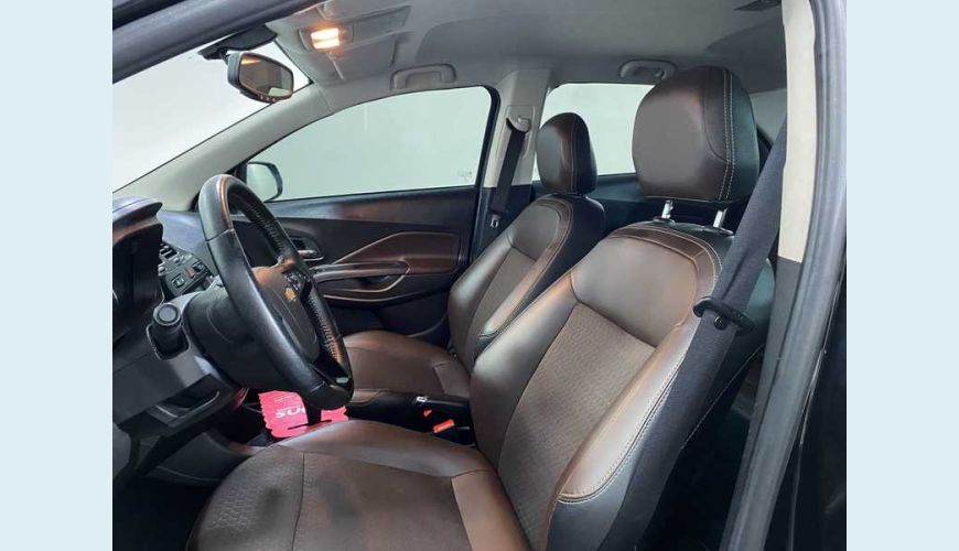 CHEVROLET COBALT LTZ 1.8 8V AUT. FLEX - PRETO - 2019 Foto 10 (Grande)