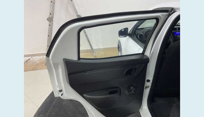 RENAULT KWID INTENSE 1.0 12V SCE FLEX - BRANCO - 2018 Foto 10 (Grande)