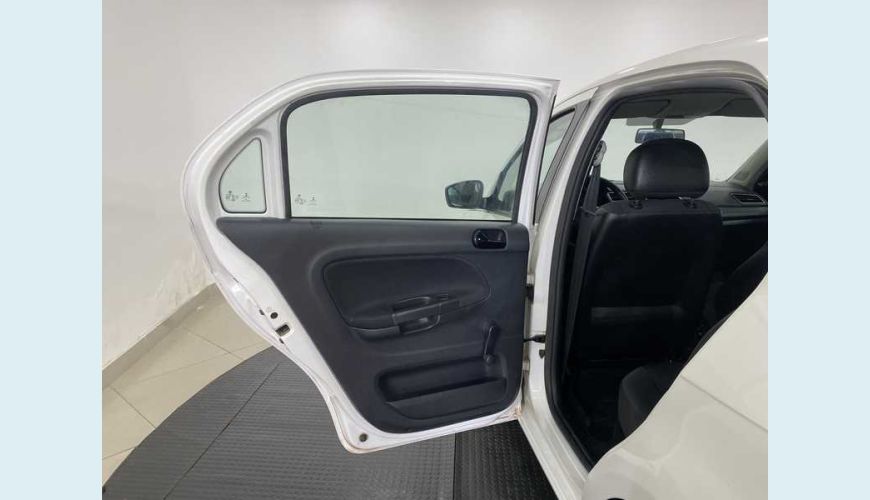 VOLKSWAGEN GOL 1.0 12V FLEX - BRANCO - 2020 Foto 10 (Grande)