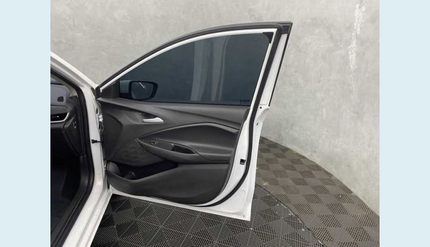 CHEVROLET ONIX LT 1.0 TURBO - BRANCO - 2023 Foto 10 (Grande)