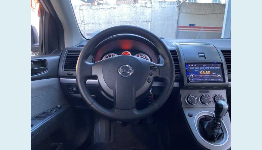NISSAN SENTRA 2.0 16V FLEX - PRATA - 2013 Foto 10 (Grande)