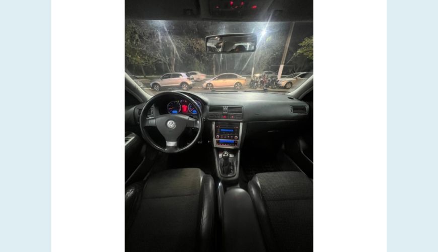 VOLKSWAGEN GOLF - PRATA - 2011 Foto 10 (Grande)