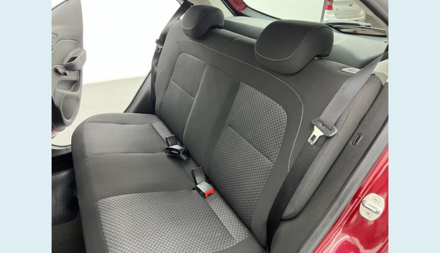 CHEVROLET ONIX 1.4MT LT - VERMELHO - 2018 Foto 10 (Grande)