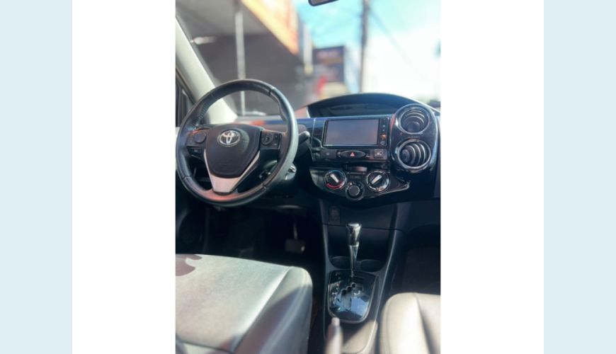 TOYOTA ETIOS - BRANCO - 2018 Foto 10 (Grande)