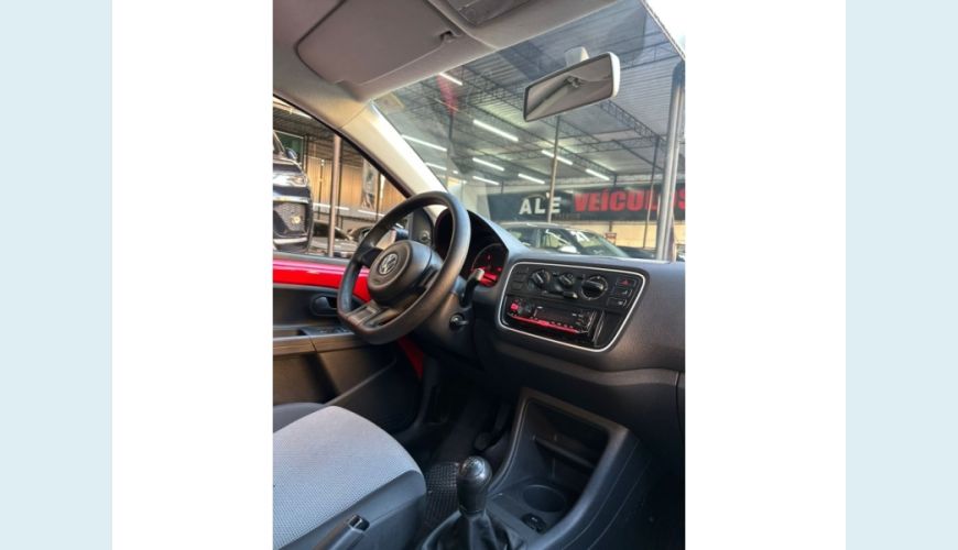 VOLKSWAGEN UP - VERMELHO - 2017 Foto 10 (Grande)