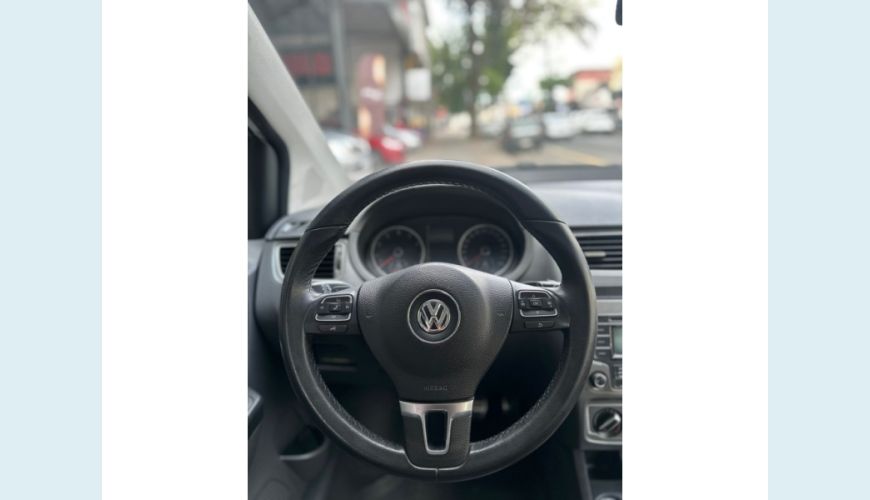 VOLKSWAGEN SPACE CROSS - BRANCO - 2014 Foto 10 (Grande)