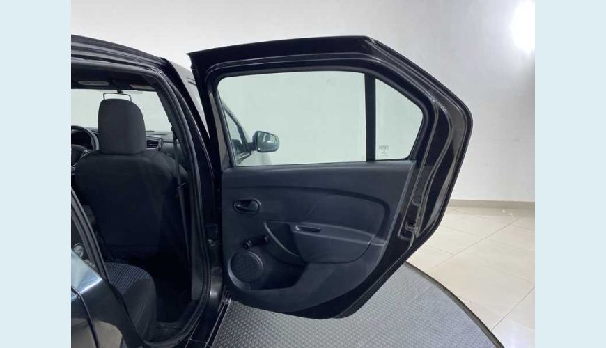 RENAULT LOGAN ZEN 1.0 12V SCE FLEX - PRETO - 2020 Foto 10 (Grande)