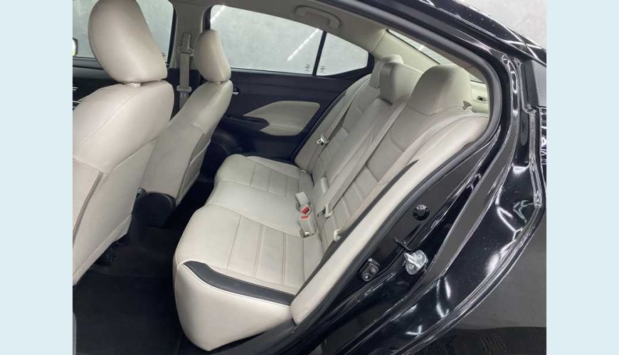 NISSAN VERSA EXCLUSIVE 1.6 FLEX AUT. - PRETO - 2022 Foto 10 (Grande)
