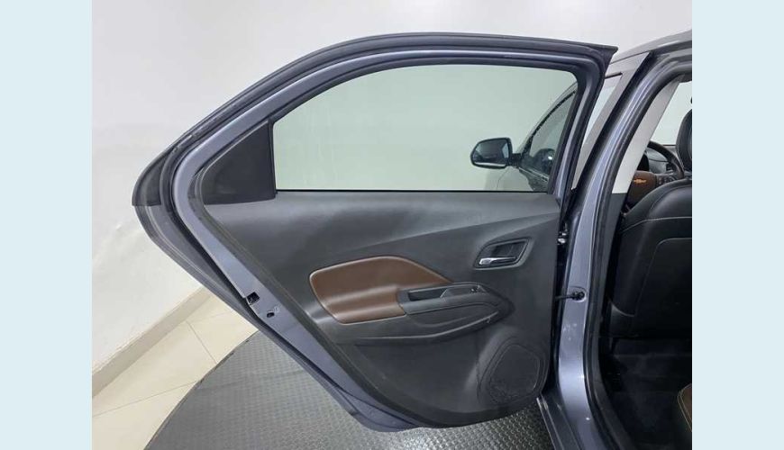 CHEVROLET COBALT LTZ 1.8 8V AUT. FLEX - CINZA - 2018 Foto 10 (Grande)