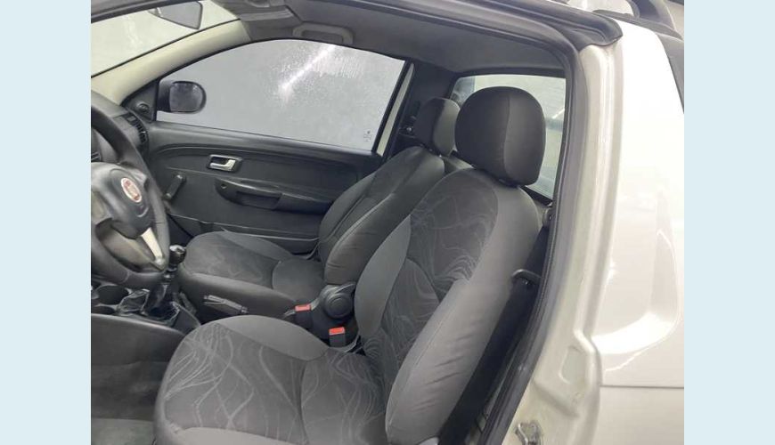 FIAT STRADA WORKING 1.4 FLEX - BRANCO - 2016 Foto 10 (Grande)