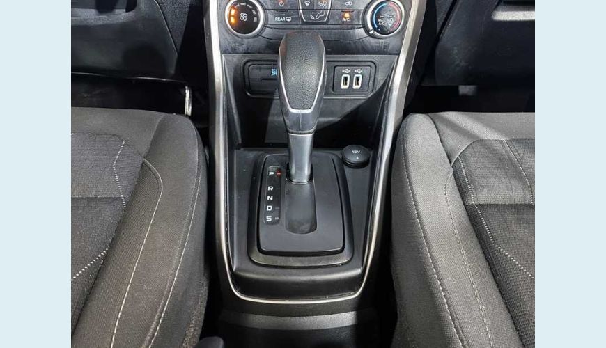 FORD ECOSPORT SE 1.5 AUT. FLEX - VERMELHO - 2018 Foto 10 (Grande)