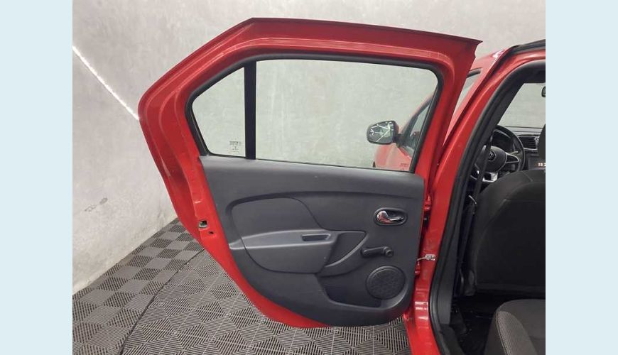 RENAULT LOGAN ZEN 1.0 12V SCE FLEX - VERMELHO - 2020 Foto 10 (Grande)