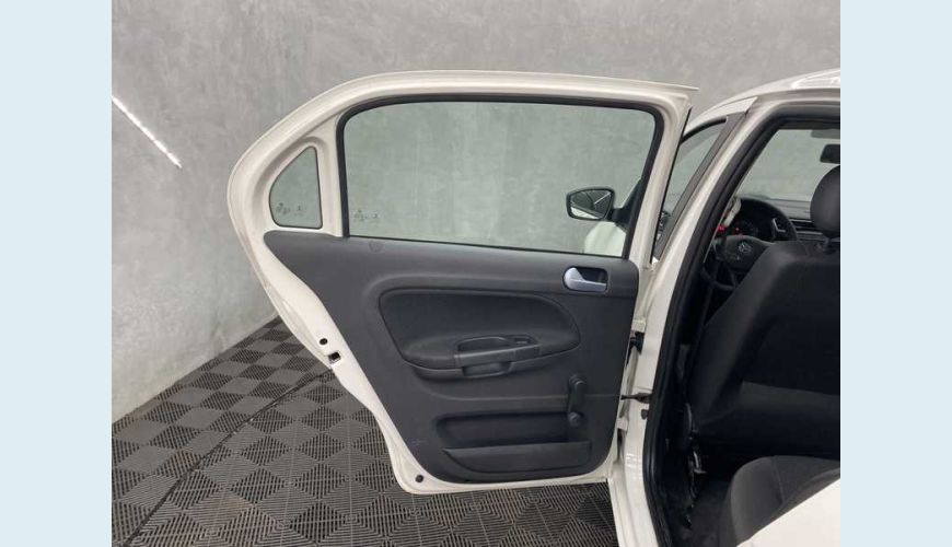 VOLKSWAGEN GOL 1.0 12V FLEX - BRANCO - 2019 Foto 10 (Grande)