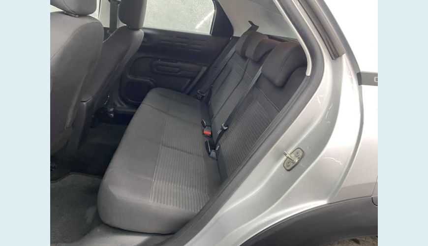 CITROËN C4 CACTUS 1.6 FEEL AUT. FLEX - PRATA - 2022 Foto 10 (Grande)