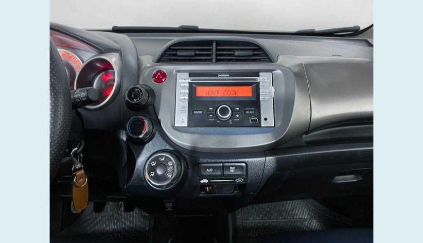 HONDA FIT DX 1.4 FLEX - PRETO - 2013 Foto 10 (Grande)