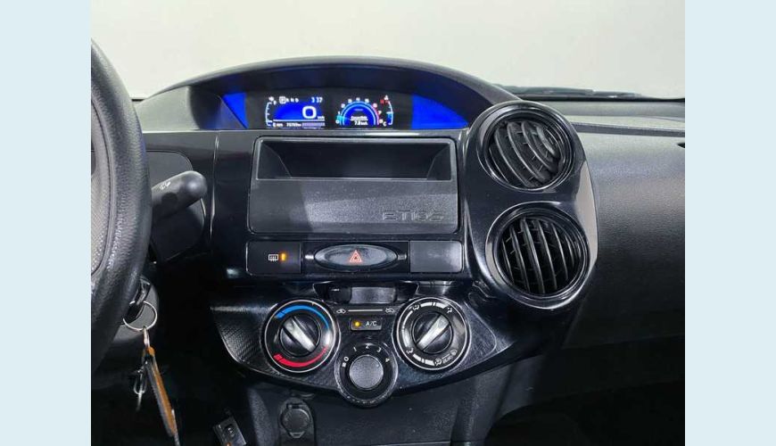 TOYOTA ETIOS SEDAN XLS 1.5 AUT. FLEX - BRANCO - 2017 Foto 10 (Grande)