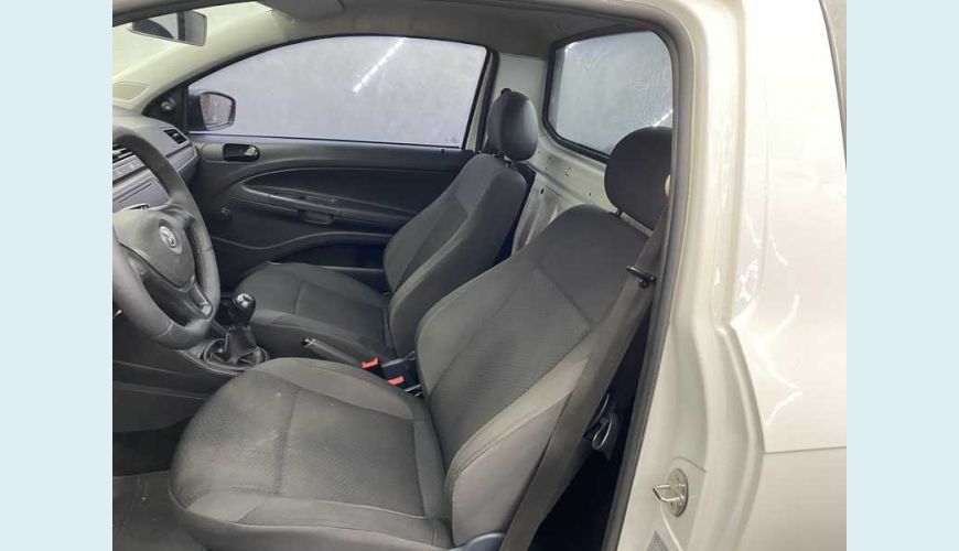 VOLKSWAGEN SAVEIRO ROBUST 1.6 MSI CS FLEX - BRANCO - 2020 Foto 10 (Grande)
