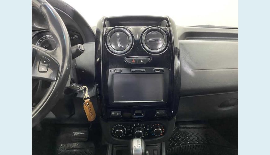 RENAULT DUSTER OROCH 2.0 16V DYNAMIQUE AUT. FLEX - BRANCO - 2020 Foto 10 (Grande)