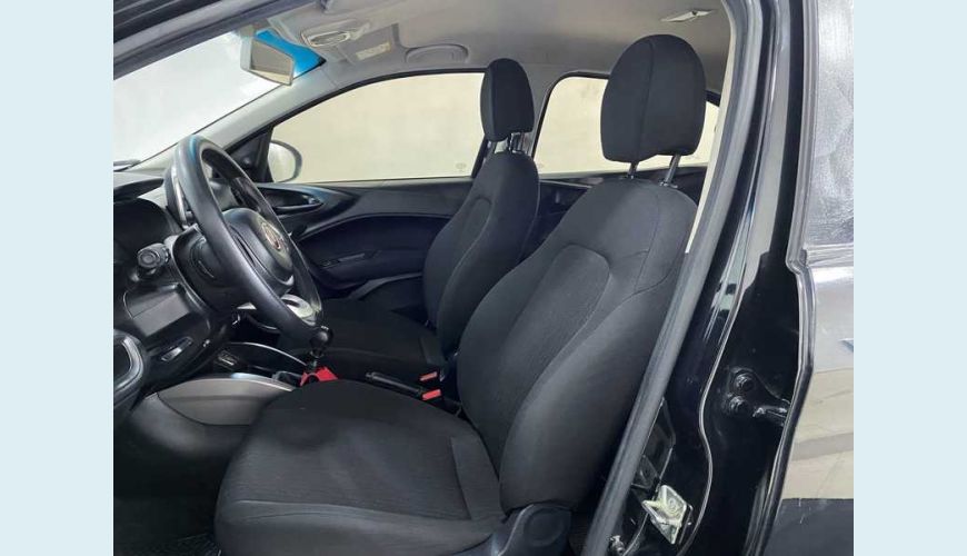 FIAT CRONOS 1.3 DRIVE FIREFLY FLEX - PRETO - 2019 Foto 10 (Grande)