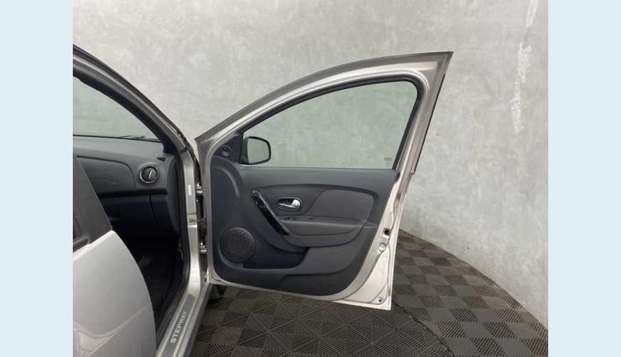 RENAULT SANDERO STEPWAY ZEN 1.6 16V SCE FLEX - PRATA - 2020 Foto 10 (Grande)