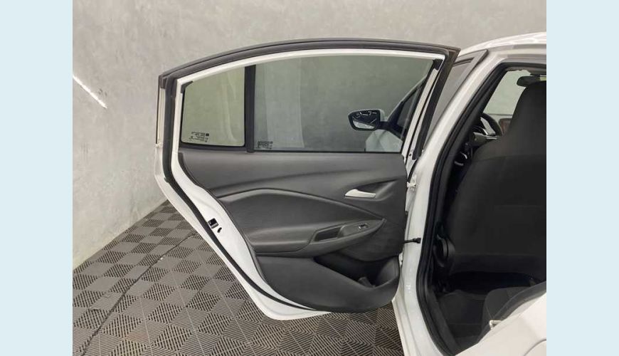 CHEVROLET ONIX PLUS 1.0 LTZ TURBO FLEX - BRANCO - 2022 Foto 10 (Grande)