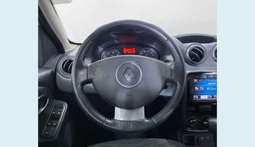 RENAULT DUSTER 2.0 16V DYNAMIQUE FLEXAUT. - BRANCO - 2014 Foto 10 (Grande)