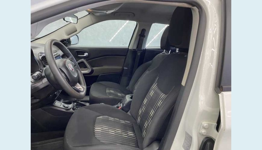 FIAT TORO ENDURANCE 1.8 AT6 FLEX AUT. - BRANCO - 2021 Foto 10 (Grande)
