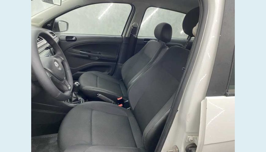 VOLKSWAGEN VOYAGE 1.6 MSI 8V FLEX - BRANCO - 2021 Foto 10 (Grande)