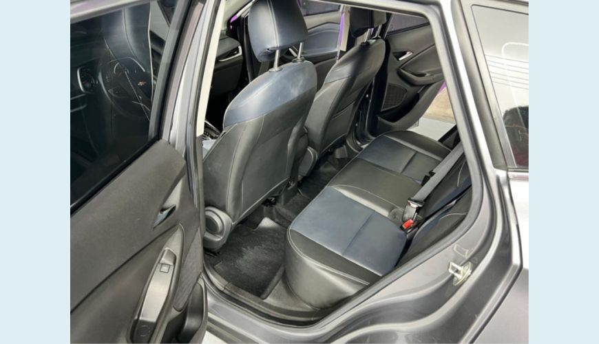 CHEVROLET TRACKER - CINZA - 2023 Foto 10 (Grande)