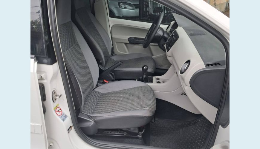 VOLKSWAGEN UP! 1.0 TOTAL FLEX 12V 5P - BRANCO - 2015 Foto 10 (Grande)