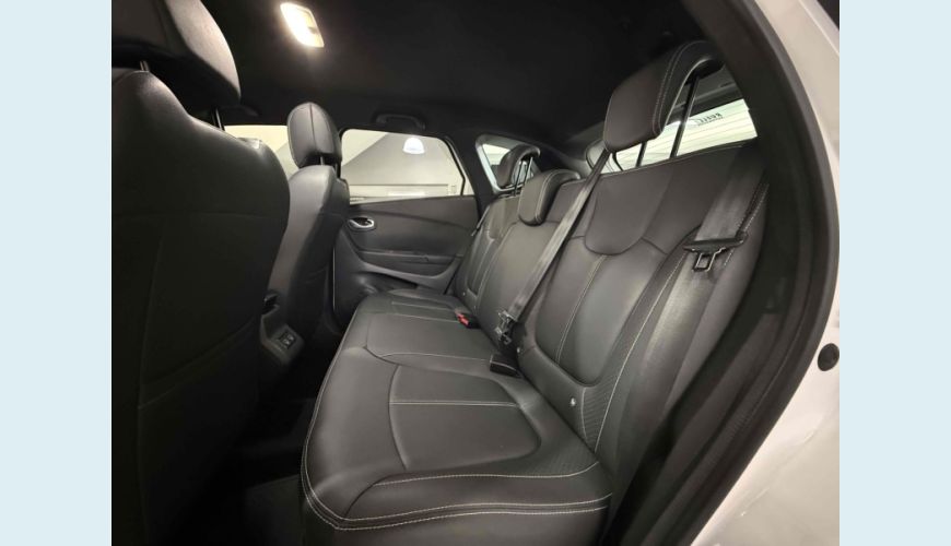 RENAULT CAPTUR - BRANCO - 2022 Foto 10 (Grande)