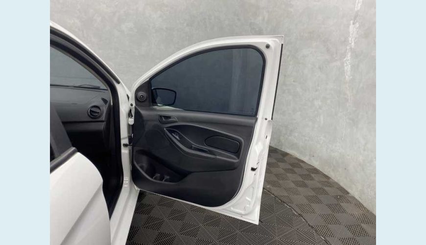 FORD KA 1.0 SE FLEX - BRANCO - 2021 Foto 10 (Grande)