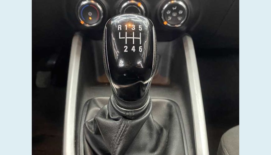 CHEVROLET ONIX LT 1.0 FLEX - PRETO - 2020 Foto 10 (Grande)