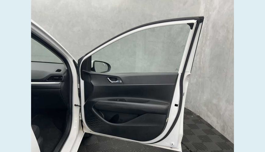 HYUNDAI HB 20 PLATINUM BLUELINK 1.0 TURBO FLEX AUT. - BRANCO - 2022 Foto 10 (Grande)