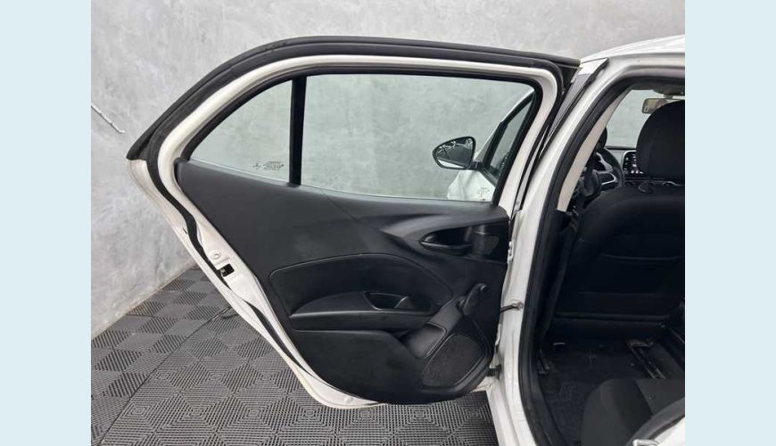 FIAT ARGO DRIVE 1.0 FLEX - BRANCO - 2021 Foto 10 (Grande)