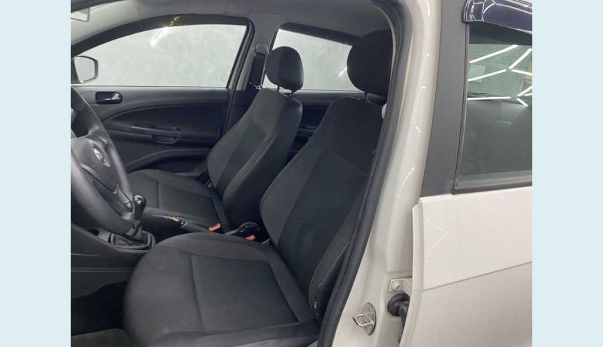 VOLKSWAGEN VOYAGE 1.6 MSI 8V FLEX - BRANCO - 2021 Foto 10 (Grande)