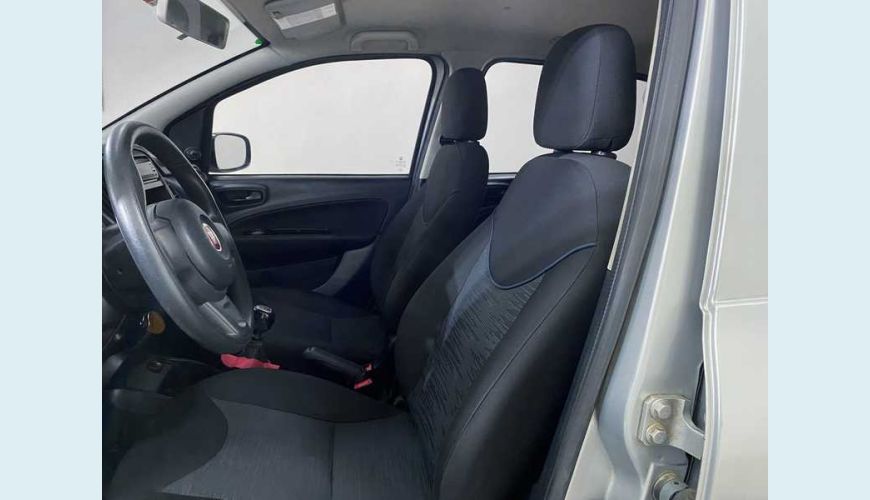 FIAT UNO DRIVE 1.0 FIREFLY FLEX - PRATA - 2018 Foto 10 (Grande)