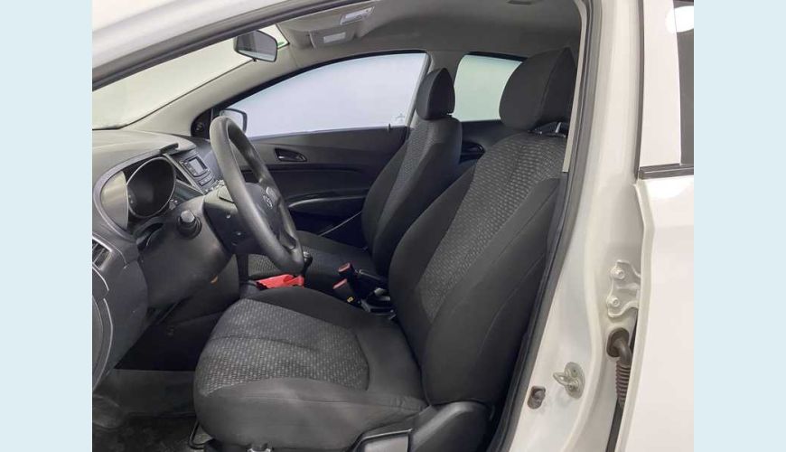 HYUNDAI HB 20 1.0 UNIQUE FLEX - BRANCO - 2019 Foto 10 (Grande)
