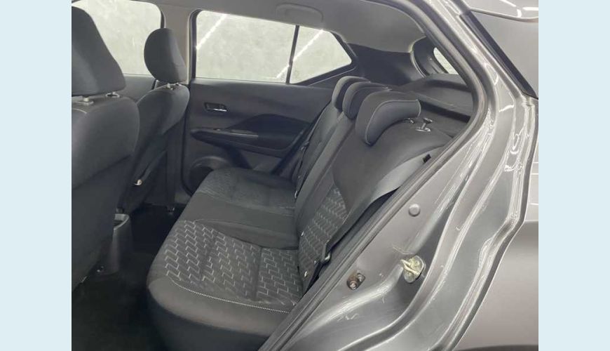 NISSAN KICKS SENSE 1.6 FLEX AUT. - CINZA - 2022 Foto 10 (Grande)