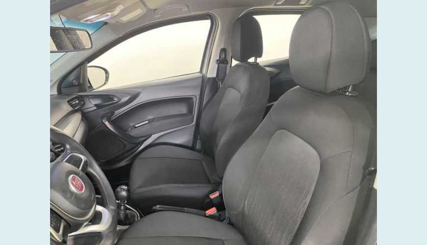 FIAT ARGO DRIVE 1.0 FIREFLY FLEX - PRATA - 2019 Foto 10 (Grande)