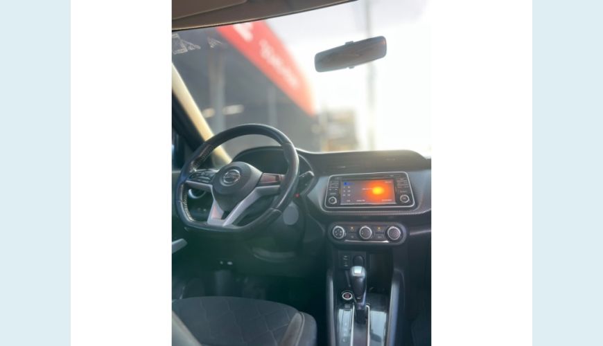 NISSAN KICKS - CINZA - 2018 Foto 10 (Grande)