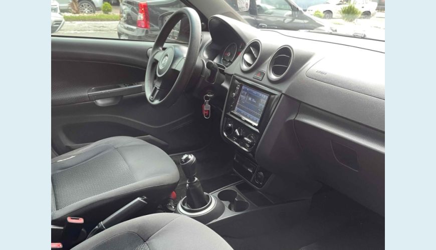 VOLKSWAGEN VOYAGE - PRATA - 2015 Foto 10 (Grande)